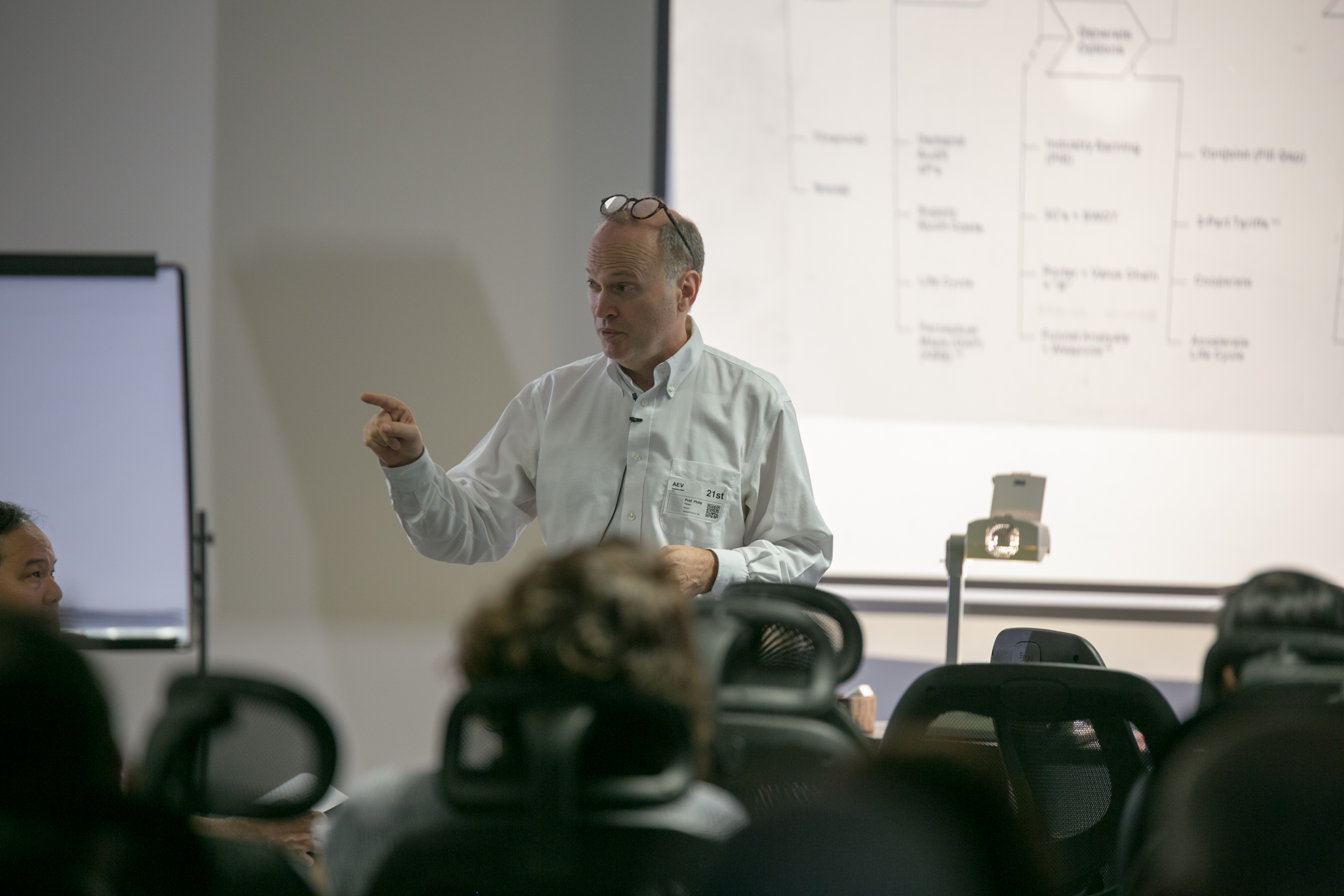 Most companies recognize the need for a next-generation operating model to drive their business forward in the digital age. But how well they actually develop it makes all the difference between reinventing the business and just trying to do so.