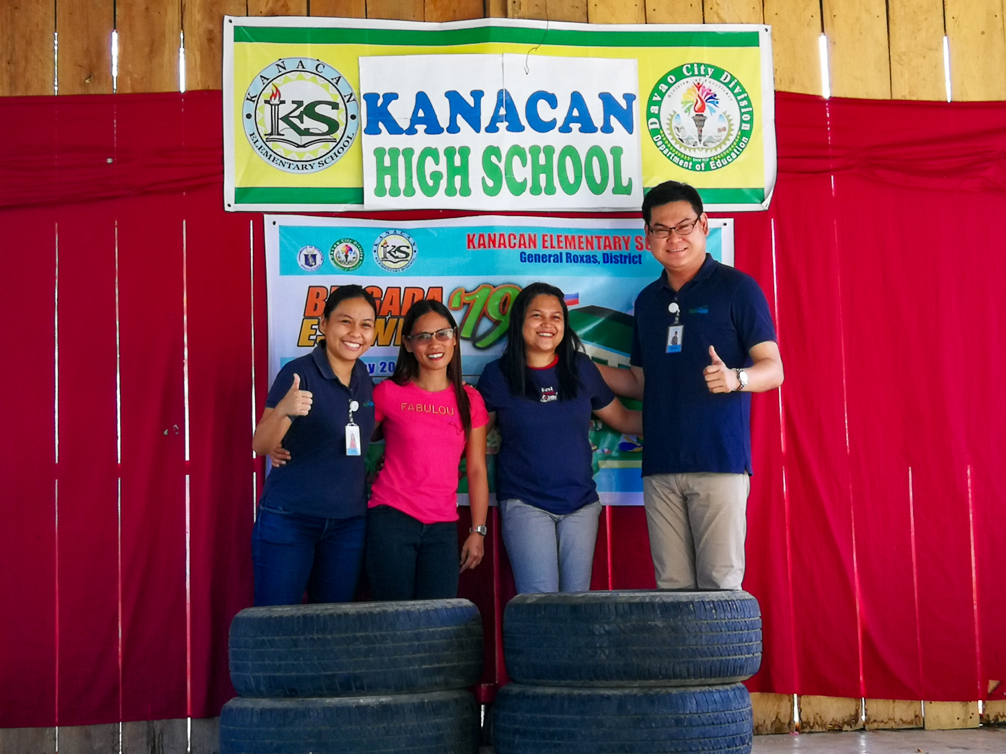 Apo Agua_Used Tires for School Landscaping