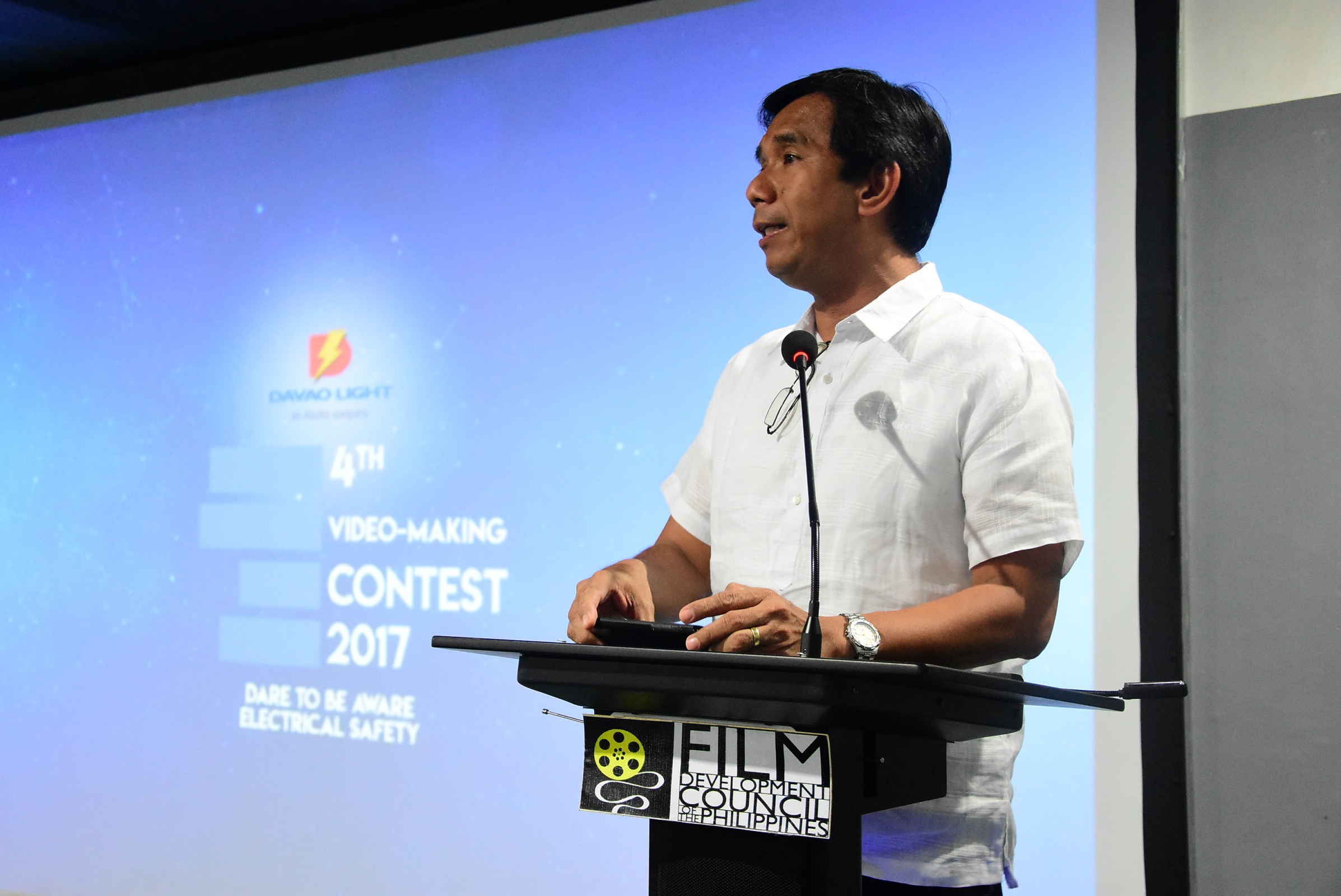Awareness is first step toward a better world. Engr. Rodger S. Velasco, EVP and COO of Davao Light and Power Co., Inc. gave a warm speech for the young participants of the 4th Video-Making Contest which was held at Cinematheque Davao last September 13, 2017. This year's theme was "Dare To Be Aware: Electrical Safety". It aims to make everyone cautious with electrical hazards that is common causes of harm to the people. The company's campaign for awareness is one of the first step into a better world.