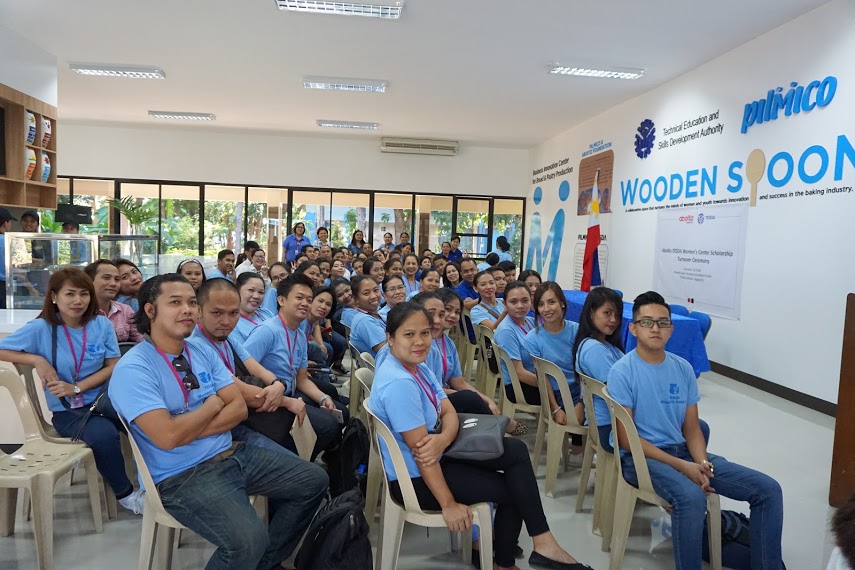 TESDA-ABOITIZ SCHOLARSHIP GAINS. The TESDA-Aboitiz Scholarship program has achieved significant success, with TESDA-NCR Regional Director Conrado Bares reporting that out of the 100 trainees who enrolled in the program in 2018, 93 have graduated and secured NC-II certification. Of the 93, 74% gained immediate employment.
