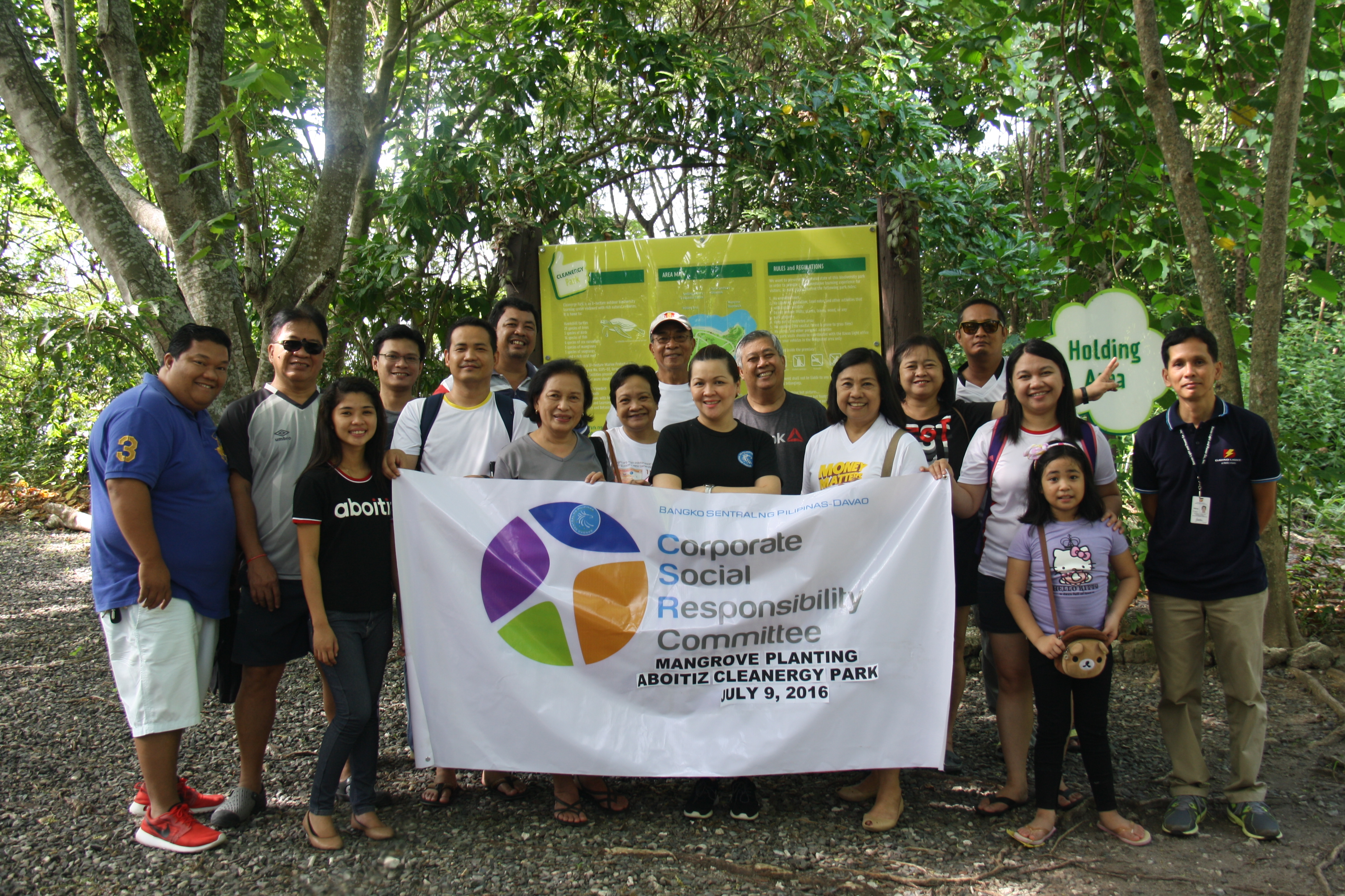 HAPPY TO VOLUNTEER. A total of 409 volunteers from Davao Light and Power Co., and partner volunteers from INCOME Credit Cooperatives, Integrated Institute of Electrical Engineers, Department of Environment Natural Resources, Davao City Environment and Natural Resources Office and Bangko Sentral ng Pilipinas took part in Davao Light's annual tree planting activity.