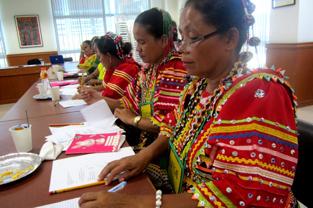 TRAINING OPPORTUNITIES FOR THE MATIGSALUG WOMEN. In Partnership with Davao Light, and the Ateneo de Davao University Mindanawon Initiative for Cultural Dialogue (MICD-AdDU), TSI  held a series of trainings for the capacity building of the Gumitan Women Farmers of the Matigsalug Tribe. The trainings included basic financial literacy, Indigenous People’s rights seminar, and visioning workshop.
