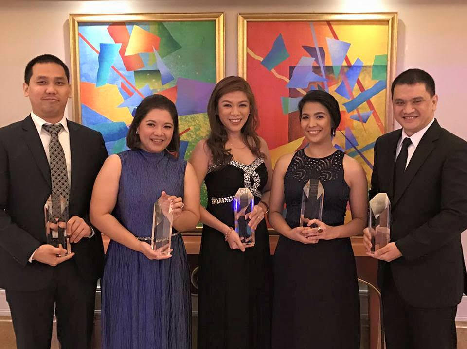 (From L-R) Atty. Norman Yap, AVP - Litigation (AEV-LMS representative to receive the award); Atty. Monalisa Dimalanta of Puyat Jacinto and Santos Law Firm, external counsel for the GNPower Acquisition; Atty. Sharry Salazar, Senior Associate General Counsel - Contracts and Commercial Transactions (AEV-LMS representative to receive the award); Atty. Gmeleen Tomboc of Sidley Austin LLP, external counsel for the GNPower Acquisition; Atty. Ramil Bugayon of Puyat Jacinto and Santos Law Firm, external counsel for the borrower for the Project Financing of the GNPower Acquisition.
