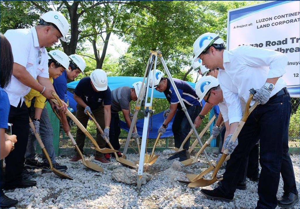 Breaking ground to pave the way for a brighter future for the residents of Barangay San Mateo and Barangay Minuyan.