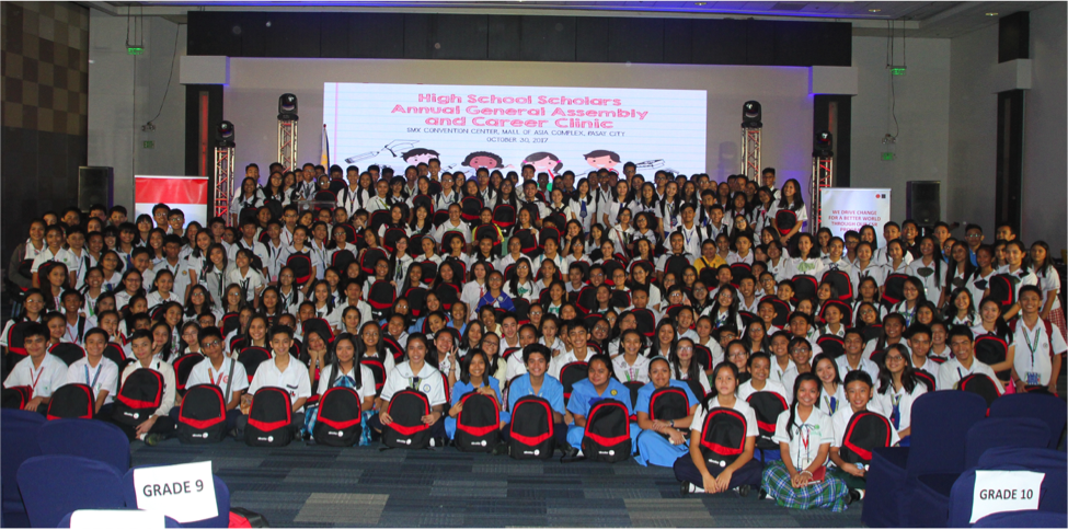 Over 700 Aboitiz Foundation high school scholars participated in the Career Clinic organized by the Foundation and Edukasyon.ph.