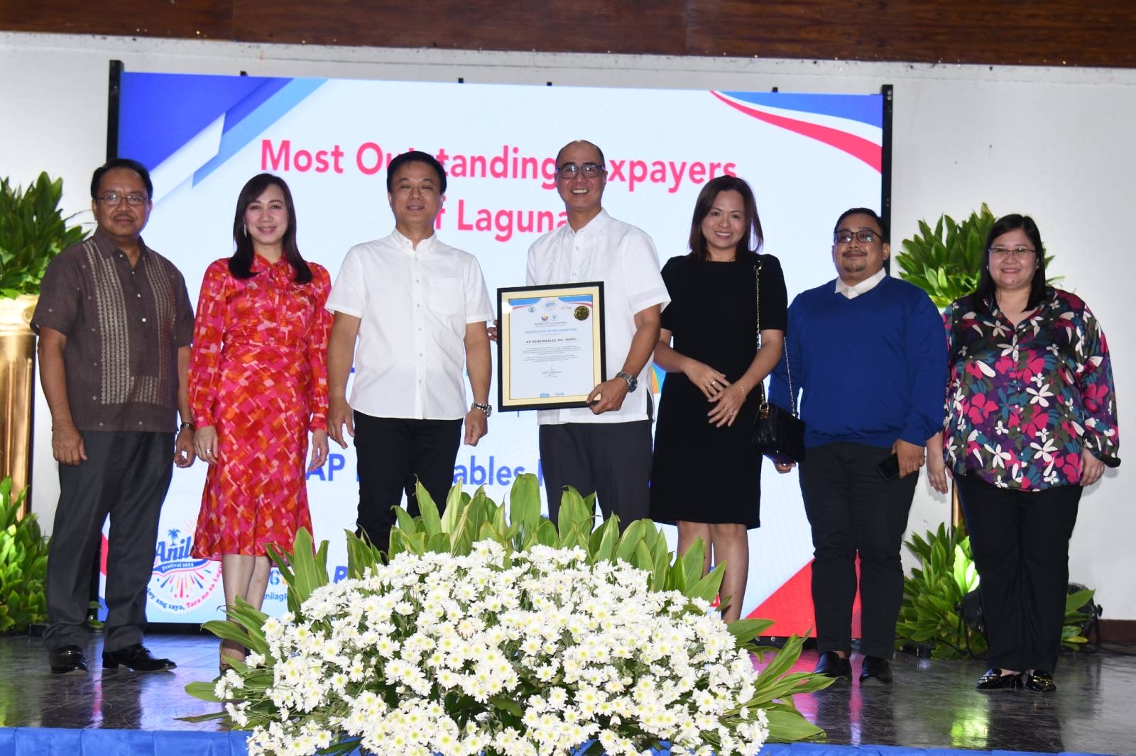 AP Renewables receives award for being among Laguna’s top taxpayers
