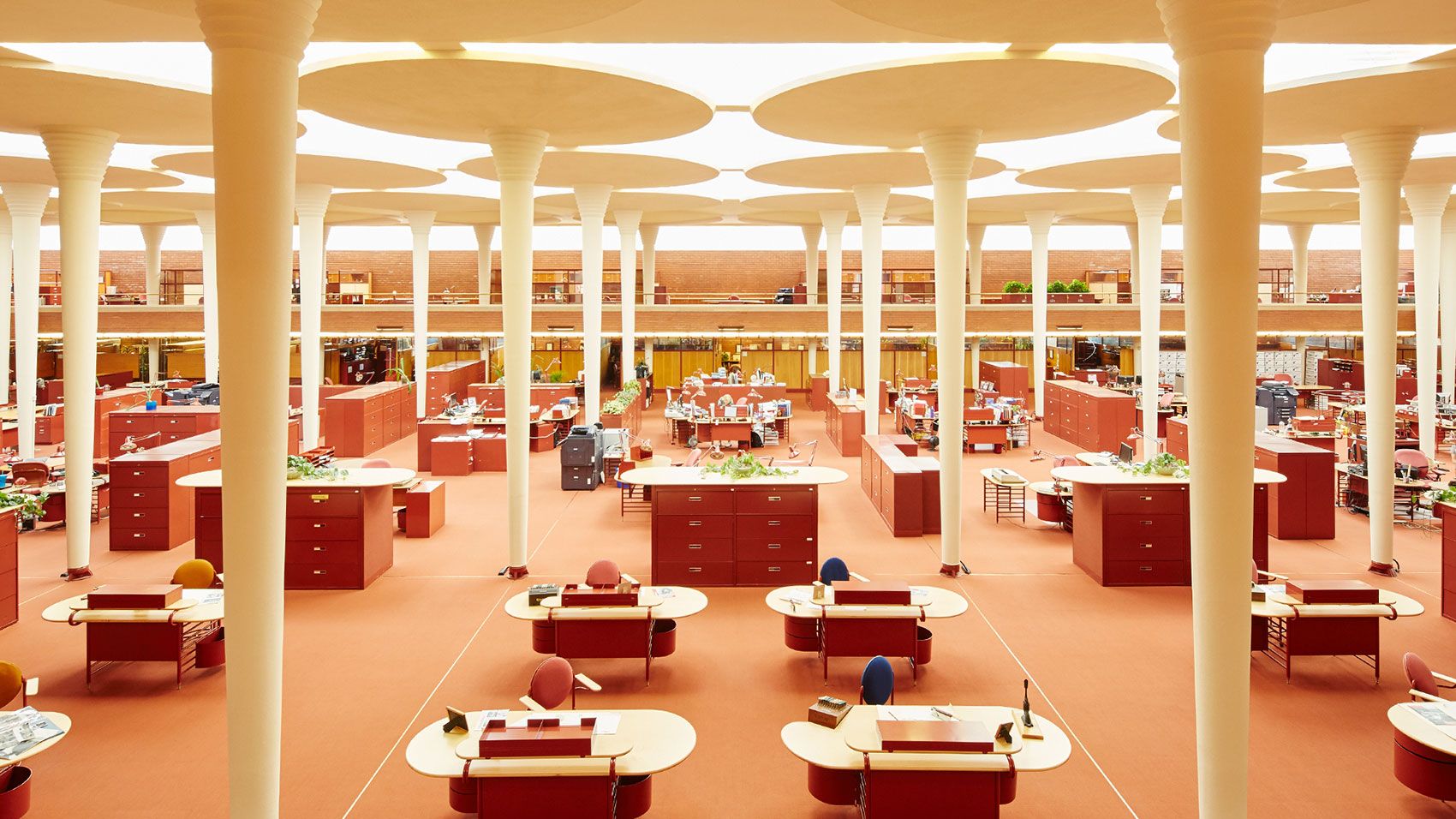 S.C. Johnson Wax Administration Complex, Open Office Space